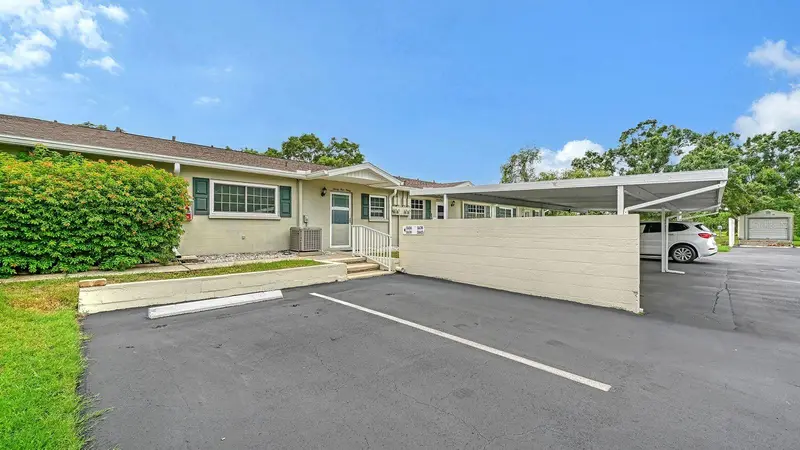 2436 Golf Course Dr #707, FL