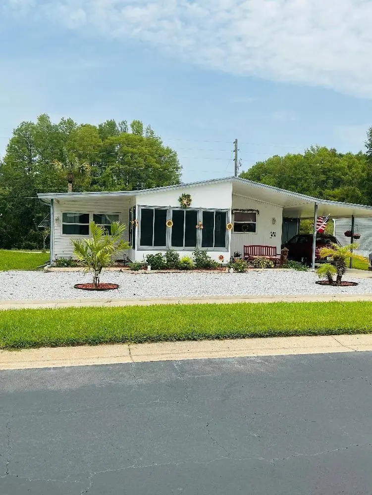 10325 Marinette, FL
