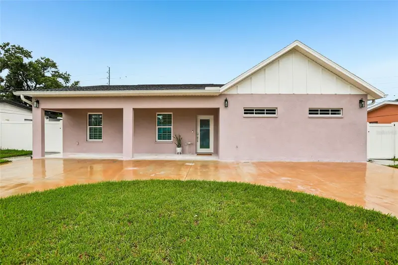 2703 Auburn Ave W, FL