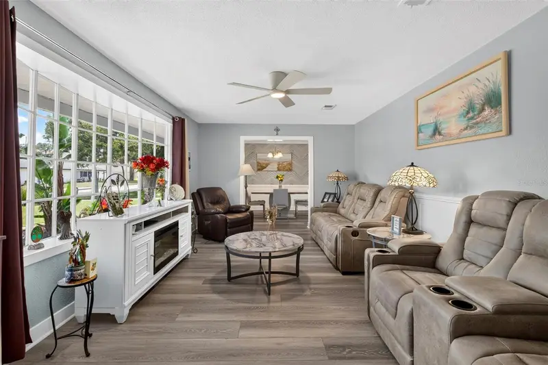 117 Ann Rustin Dr, FL