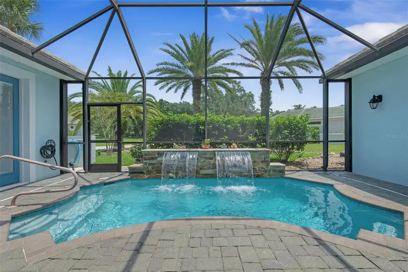 27 Longview Way N, FL