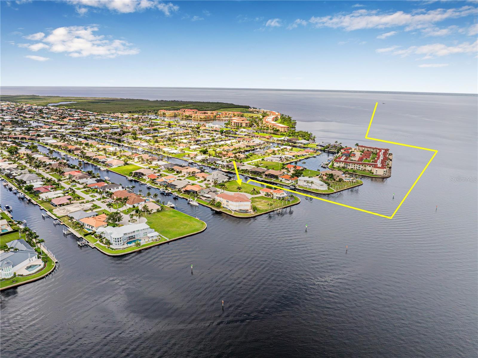 5 Tropicana Dr, FL