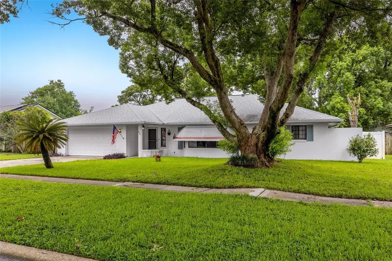 521 Fernwood Dr, FL