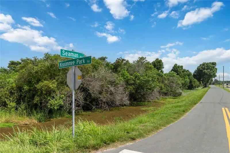 Seaman Ave, FL