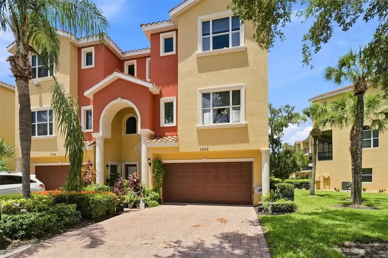 1308 3rd Street Cir E, FL
