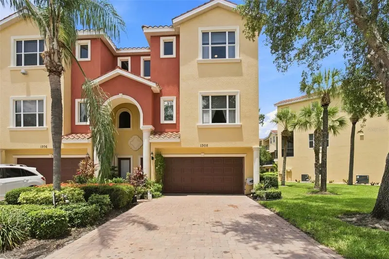 1308 3rd Street Cir E, FL