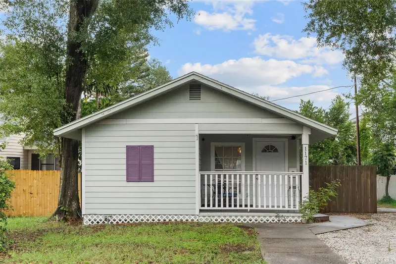1171 Highland Ct N, FL