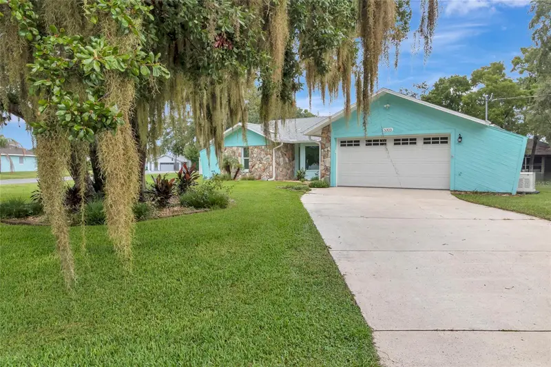5325 Abagail Dr, FL