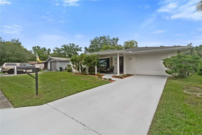 7830 Cherrytree Ln, FL