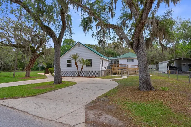 5447 S Boulevard Dr, FL
