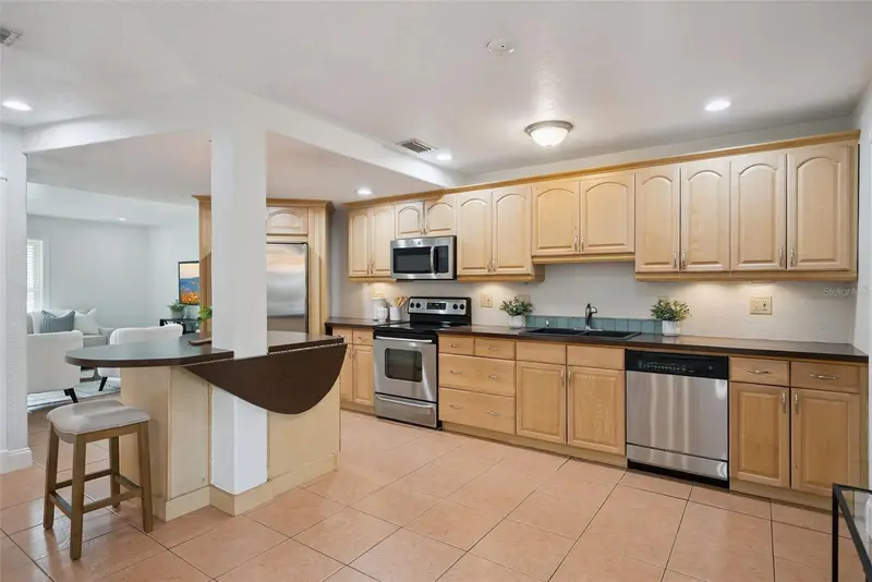 1713 Gulfview Dr #435b, FL