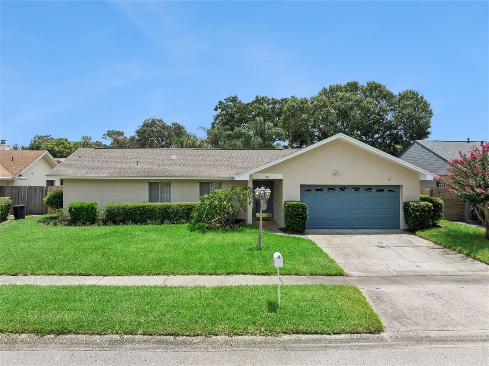 215 Twelve League Cir, FL