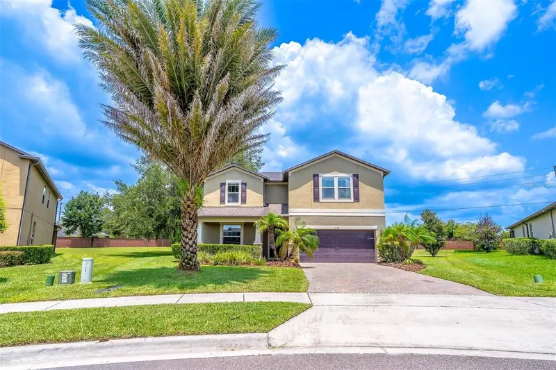 652 Bishop Bay Loop, FL