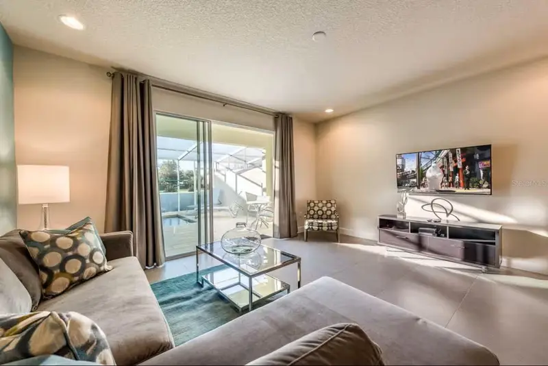 1425 Retreat Cir, FL