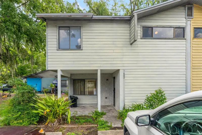 803 Sw 2nd Ter, FL