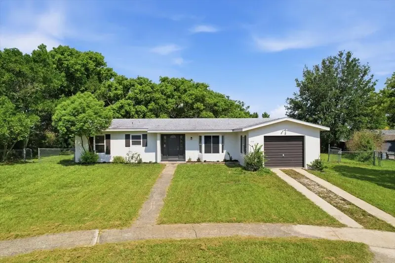 1220 Sienna Ct, FL