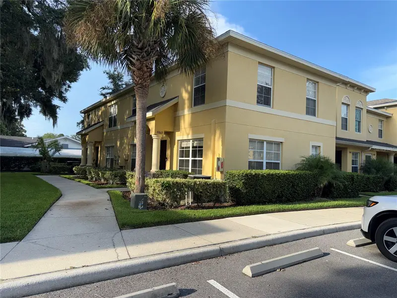 37603 Daliha Ter, FL