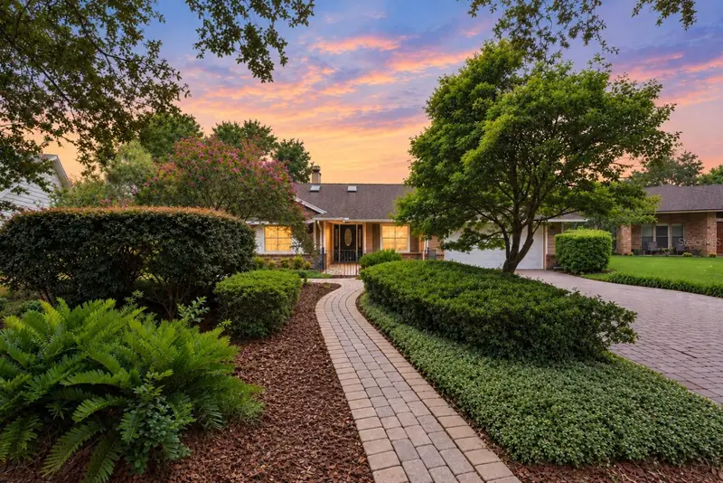 4507 Winderwood Cir, FL
