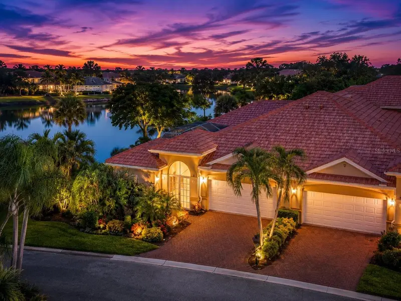 13921 Bently Cir, FL