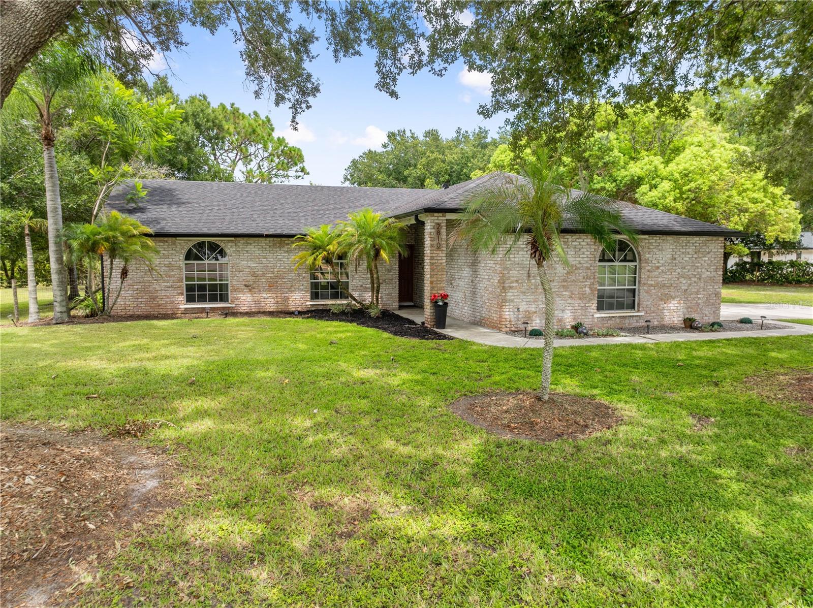 2810 Windsong Ln, FL