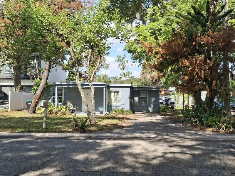 884 E Michigan St, FL