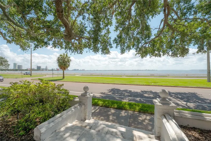 3325 Bayshore Blvd #A17, FL