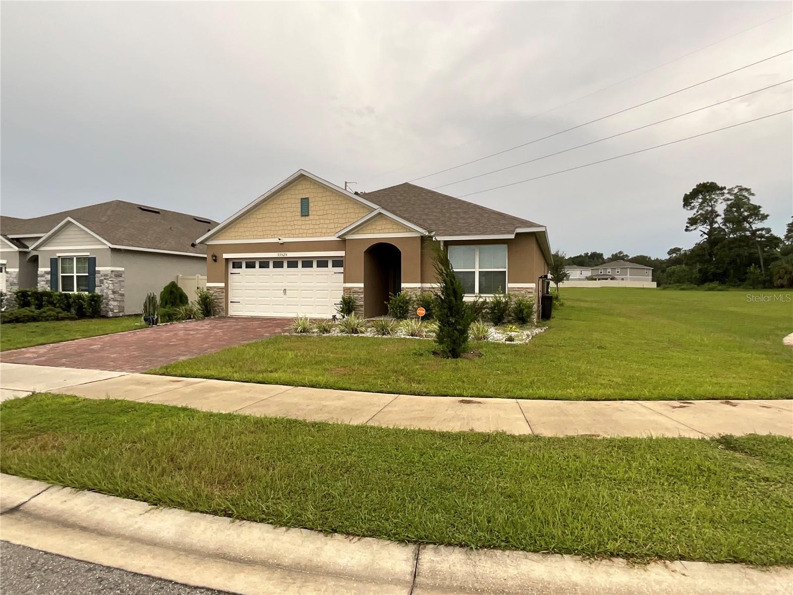 33525 Always Dreaming Ct, FL
