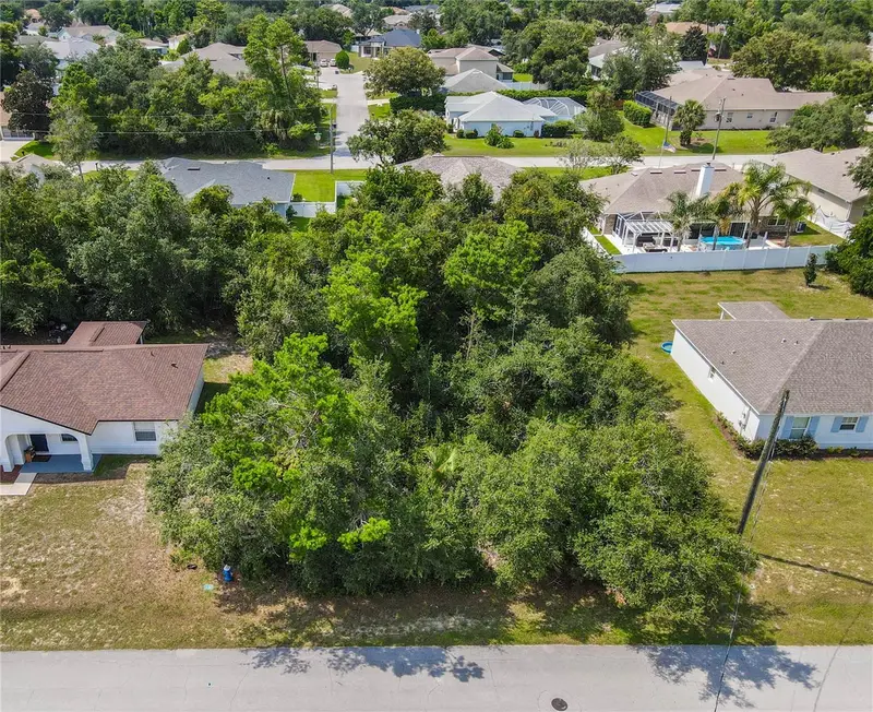 76 Freeport Ln, FL