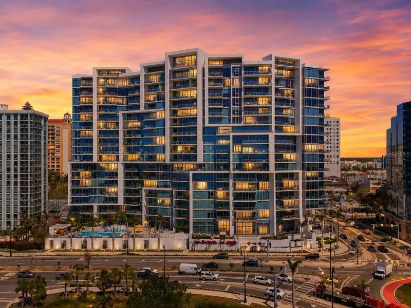 1155 N Gulfstream Ave #807, FL