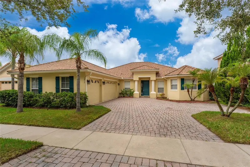 3817 Golden Feather Way, FL