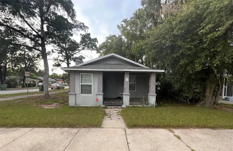 1712 W Main St, FL