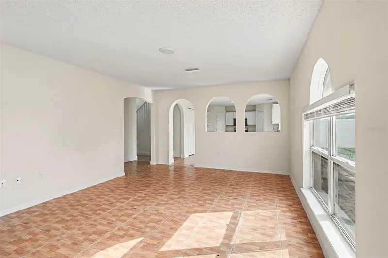 1093 Amanda Kay Cir, FL