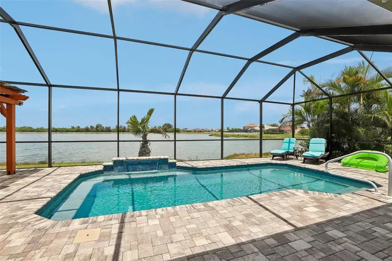 809 Seminole Sky Dr, FL