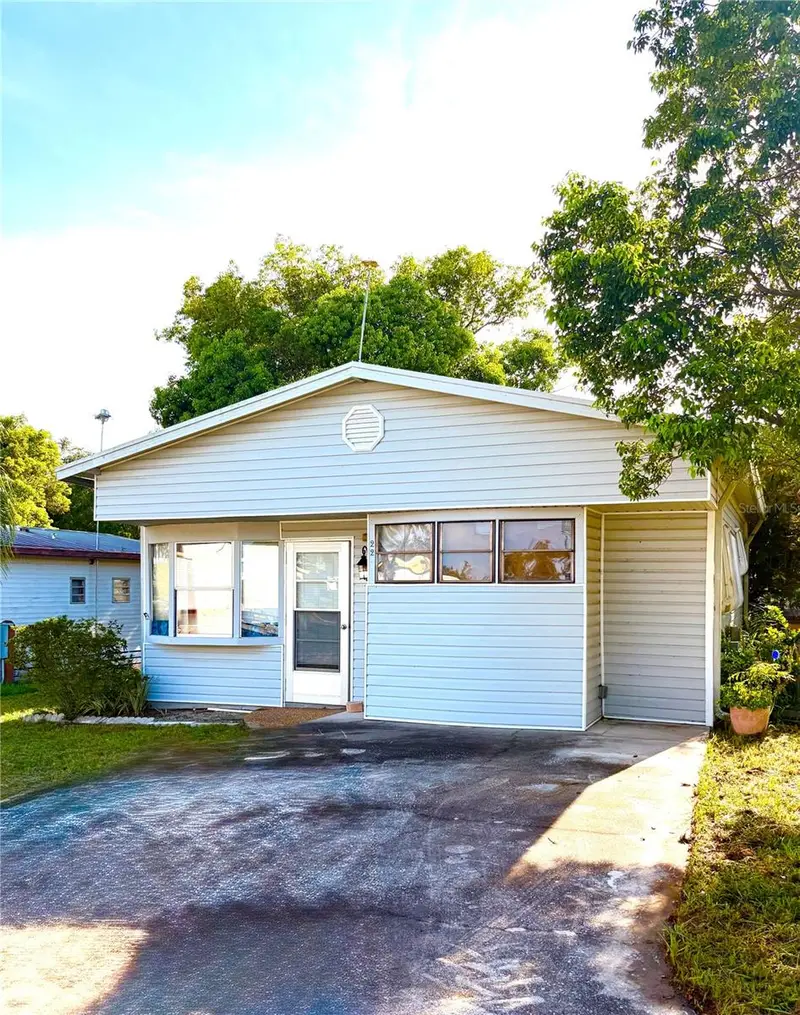 22 Woodruff Way, FL