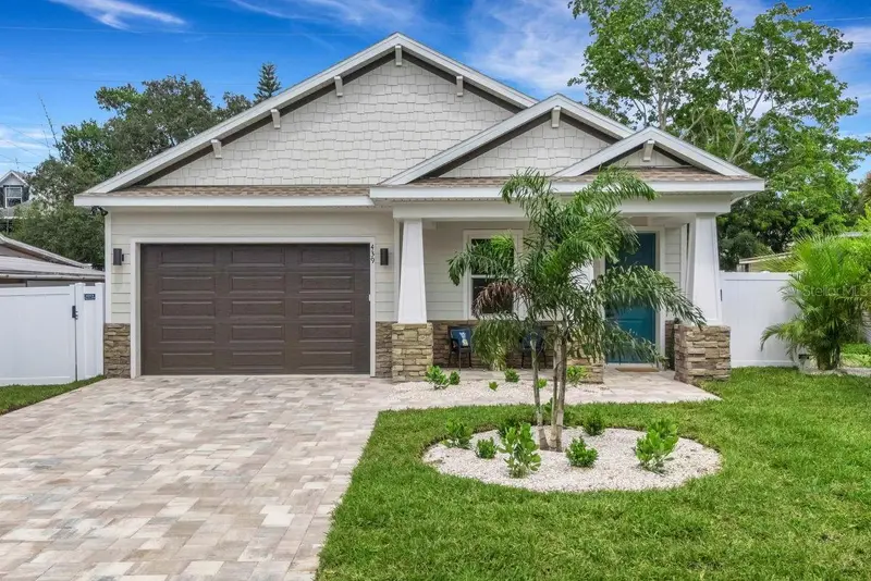 439 Louden Ave, FL