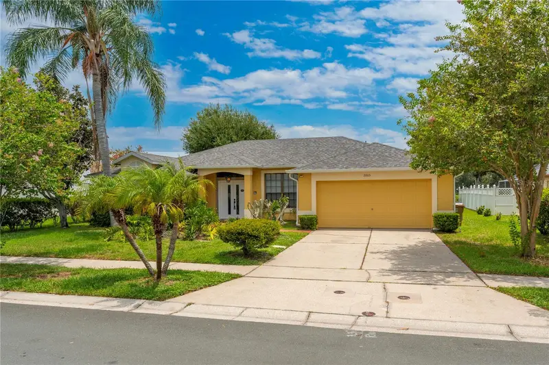 2803 Middleton Cir, FL