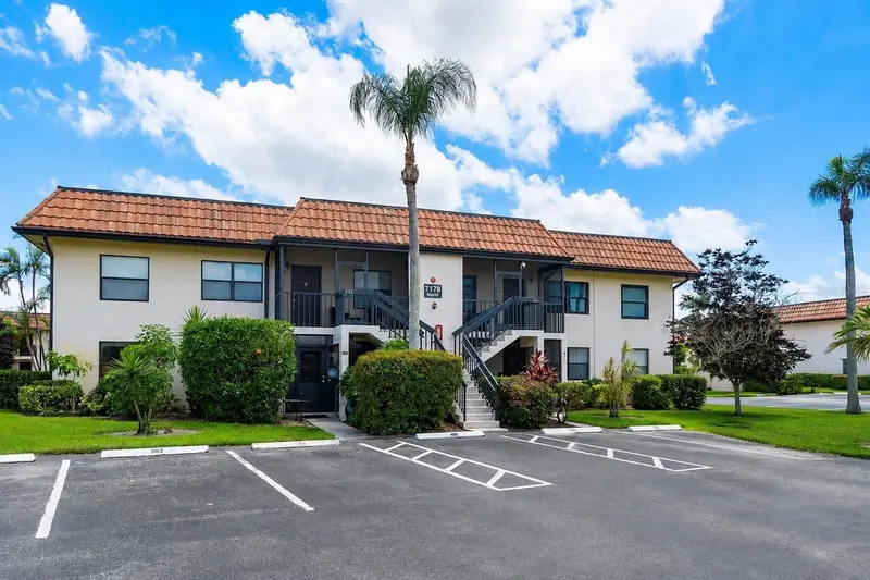 7178 Golf Colony Ct #202, FL