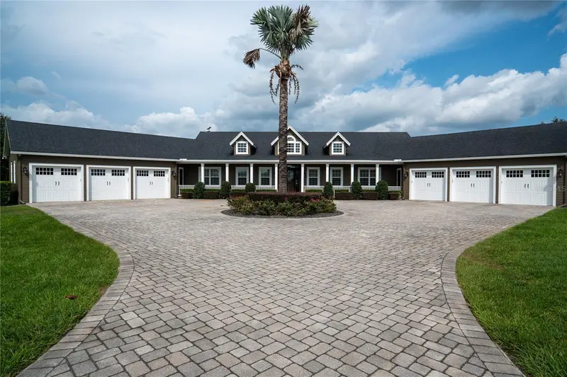 12232 State Road 33, FL