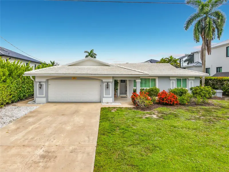 225 3rd St, FL