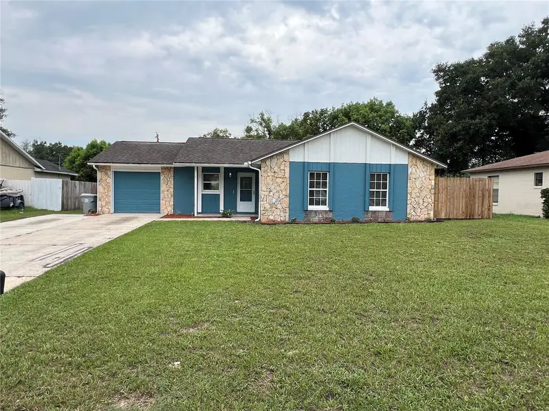 6 E Thrush St, FL