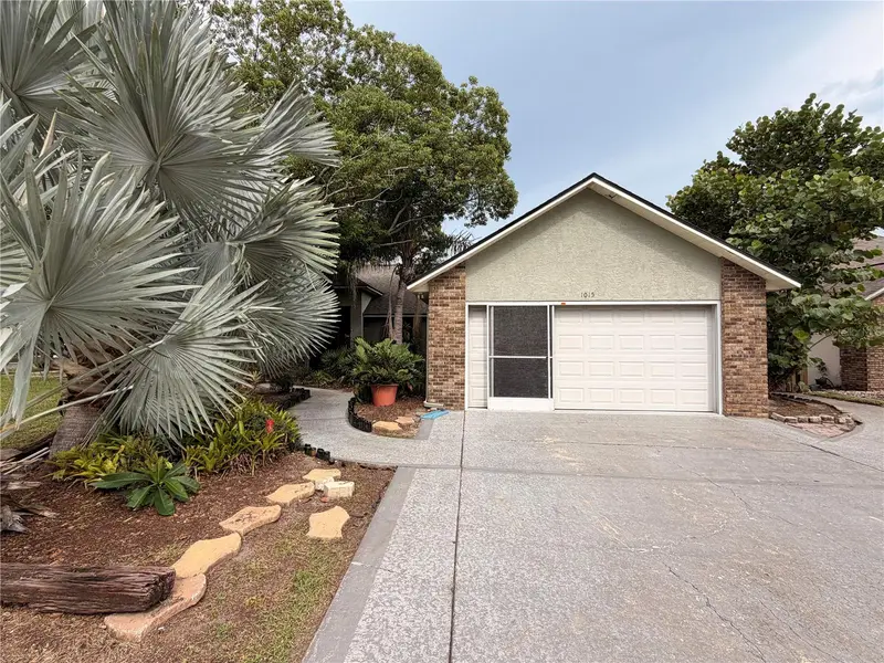 1015 Calle Rosa Pl, FL