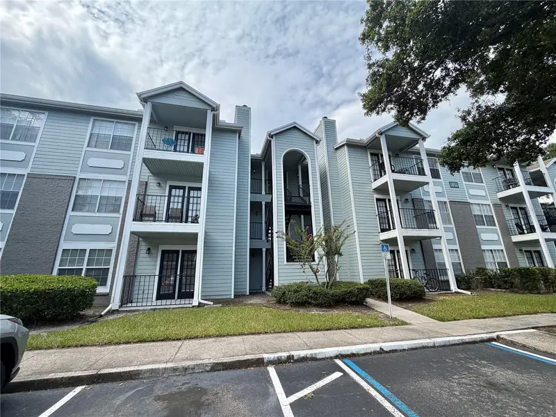 2550 N Alafaya Trl #2209, FL