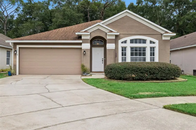 2019 Golden Ivy Way, FL