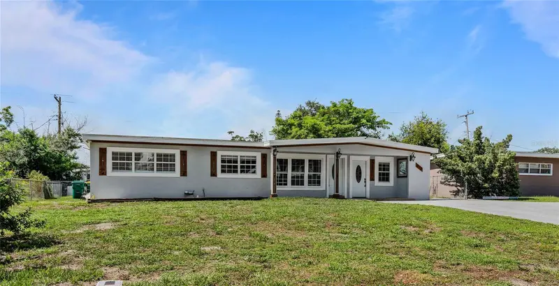 815 W Highland Dr, FL