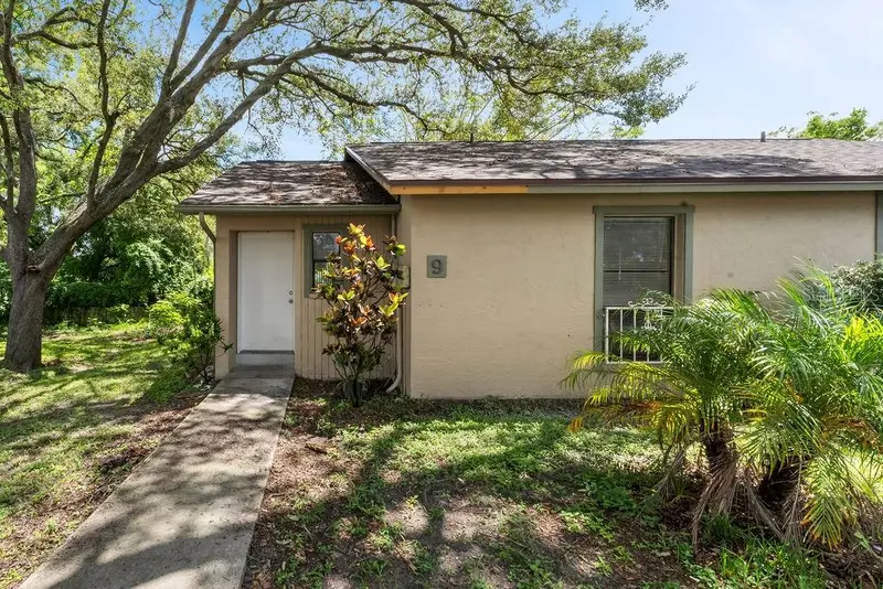 918 Otto Villa Pl #9, FL