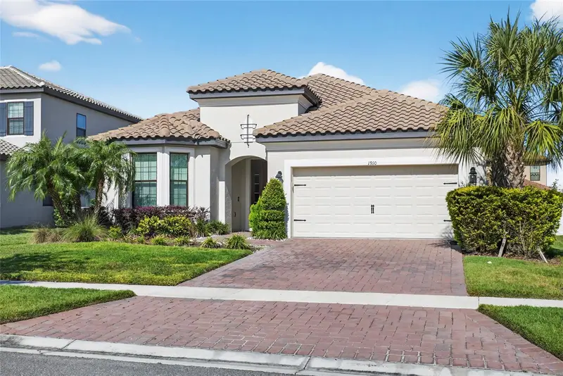 1910 Goblet Cove St, FL