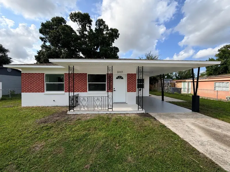 3117 W Leroy St, FL