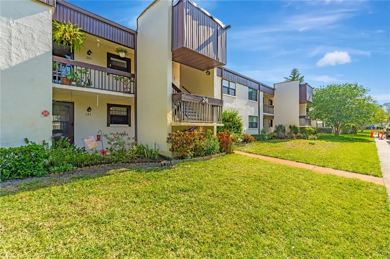 2400 Winding Creek Blvd #24-102, FL