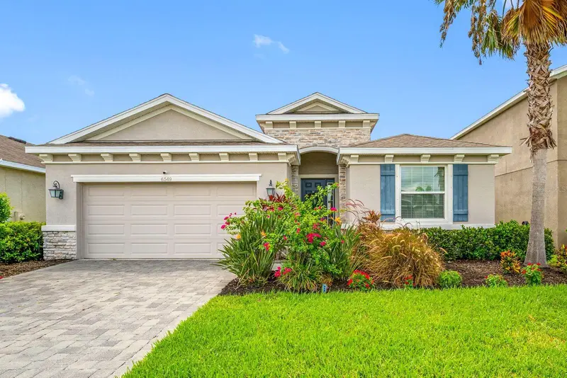 6549 Devesta Loop, FL