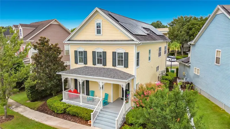 828 Morning Glory Ln, FL